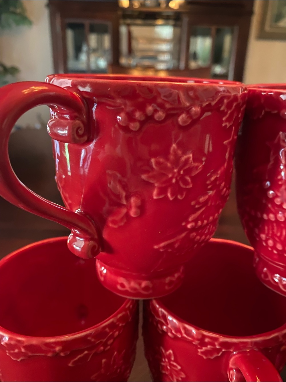 Bordallo Pinheiro Red Embossed Ceramic Christmas mugs - Set of 5 - Picture 3 of 13